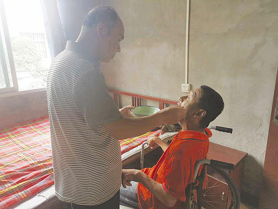 8f869a57f594c04995f208ed059f0c22_img_38_124_225_169.jpg 8f869a57f594c04995f208ed059f0c22_img_38_124_225_169.jpg