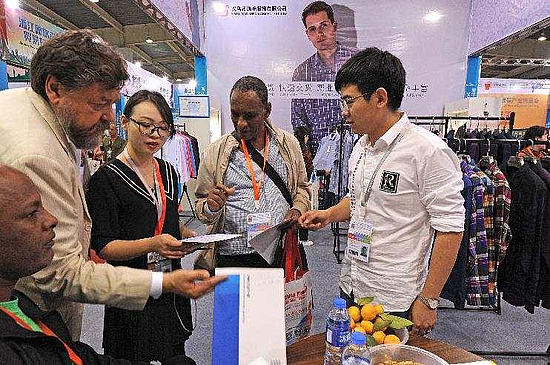 人民日?qǐng)?bào)：改革開(kāi)放40年，中國(guó)人為什么能