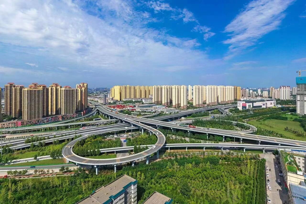 經(jīng)濟(jì)日?qǐng)?bào)刊發(fā)報(bào)道《西安都市圈：縱深推進(jìn)產(chǎn)業(yè)一體化》